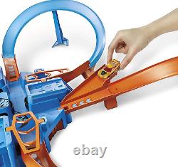 Hot Wheels Toy Car Track Set, Criss Cross Crash with 164 Scale Vehicle, Powered