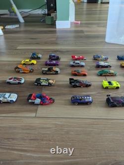 Hot Wheels Toy Vehicle Lot Mixed Mini Cars, Multicolor Assorted