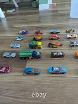 Hot Wheels Toy Vehicle Lot Mixed Mini Cars, Multicolor Assorted