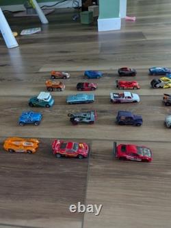 Hot Wheels Toy Vehicle Lot Mixed Mini Cars, Multicolor Assorted