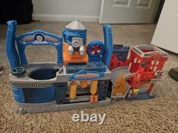 Hot Wheels and vehicles lot over 100 Vehicles