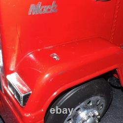 JADA Toys Diecast CARS 3 Mack with Trailer VHTF 124 Diecast