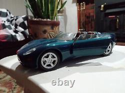 Jaguar XK180 1/18 Diecast model cars automobiles 118 Toy Vehicle