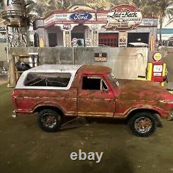 Junkyard Cars 1978 Ford Bronco Barn Find Cars 124 DIECAST Red