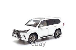 Kyosho 118 Lexus LX570 in Sonic Quartz