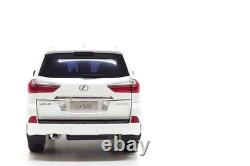Kyosho 118 Lexus LX570 in Sonic Quartz