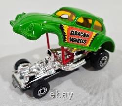 Lot of 45 vintage toy vehicles and Matchbox car case