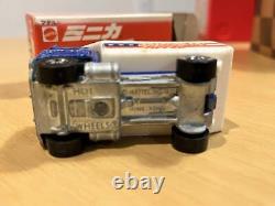 Mattel Mini Car Model No. 40 Blue/White/Red Highway Cleaning Vehicle