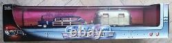 NEW Hot Wheels Collectibles Cool Classics Series Airstream Dream Vehicle Set