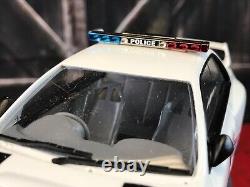 NEW IN BOX Diecast Dinkum Classics Hand Built Collectable Model POLICE CAR 124