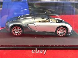 NIB AUTOART Diecast Bugatti EB 16.4 SILVER VEYRON SHOWCAR 2003 Slot Car 124