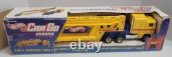 New 1986 Hot Wheels Semi Truck Trailer Transporter Car Hauler Carrying Case