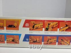New 1986 Hot Wheels Semi Truck Trailer Transporter Car Hauler Carrying Case