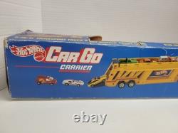 New 1986 Hot Wheels Semi Truck Trailer Transporter Car Hauler Carrying Case