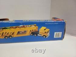 New 1986 Hot Wheels Semi Truck Trailer Transporter Car Hauler Carrying Case