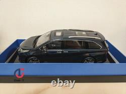 Original 118 TOYOTO GRANVIA MPV commercial vehicle alloy car model
