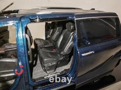 Original 118 TOYOTO GRANVIA MPV commercial vehicle alloy car model