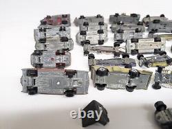 Original Johnny Lightning Lot Of 31 Mixed Die-Cast Vehicles lot #138t