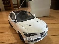 OttO Mobile 118 Alfa Romeo Stelvio Quadrifoglio in White