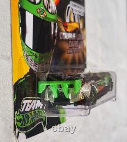 RARE Hot Wheels Double Dare Loop Commerative Cars Green & Yellow Vehicles! New