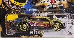 RARE Hot Wheels Double Dare Loop Commerative Cars Green & Yellow Vehicles! New