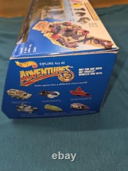 Rare Hot Wheels Adventures Jungle Ranger Vehicle Micro Playset 1994 Sealed