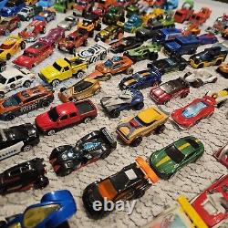 Toy Car Lot 135 Vehicles Hot Wheels Matchbox Maisto John Deere Truck Different
