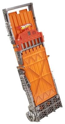 Toy Car Playset with Lights, Sounds & 6 164 Scale Vehicles, Super 6-Lane Rac