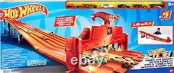 Toy Car Track Set with Lights, Sounds & 6 164 Scale Vehicles, Super 6-Lane Rac