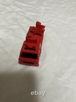 Toy minicar red fire engine ladder car without ladder emergency vehicle Showa