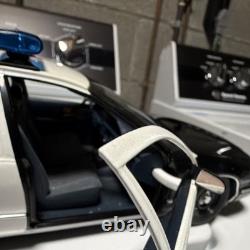UT Chevrolet Black/White Police Vehicle Diecast Car with Light Bar Opening Doors