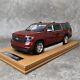 Vehicle Art 1/18 Chevrolet Saboban 2015 Resin Model Car Diecast Hobby Collection