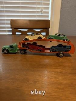 VINTAGE LARGE ARCADE CAST IRON CAR CARRIER / HAULER with 4 ARCADE VEHICLES