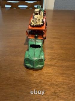 VINTAGE LARGE ARCADE CAST IRON CAR CARRIER / HAULER with 4 ARCADE VEHICLES