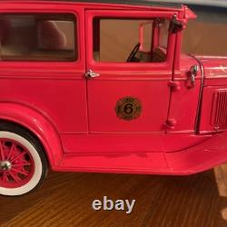 VTG 1931 Ford A Fire Chief Car by Motor City Classics. Rare 1/18 Heavy Diecast