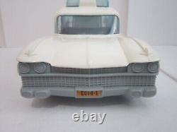 Vintage 1984 The Real Ghostbusters Ecto 1 Kenner Toy Car Vehicle 100% Complete
