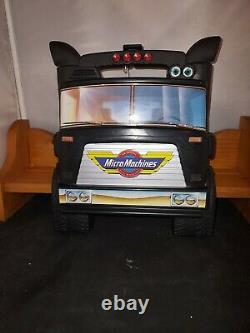 Vintage 1988 Galoob MICRO MACHINES Vehicle Black SEMI Carrying Case With 50+ Cars