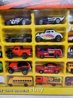 Vintage 1993 Matchbox 30 Vehicle Special Collection Pack Cut-Out Track On Back