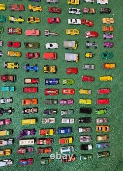 Vintage Diecast Lot of 140+ Matchbox Hot Wheels Corgi Misc Cars Trucks vehicles