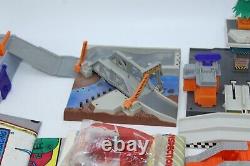 Vintage Diecast Vehicle Lot 60+ Pcs Matchbox Hot Wheels Cars Truck Play Sets