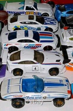 Vintage Hot Wheels (×45) Die-Cast Toy Car 1/64 Scale With Vintage Collector's Case