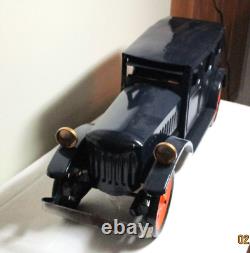 Vintage Schieble Toy & Novelty Co 1927 Pressed Steel Club Sedan Hill Climber Car