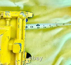 Vintage Swan Hill Cari-Car Lumber Lift Toy Vehicle Made In USA