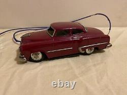 Vintage Tin Battery Operated Toy Car Japan 1950's av-09