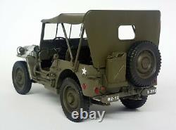 Welly 1/18 1941 Jeep Willy's Military Vehicle Top Up Diecast model car